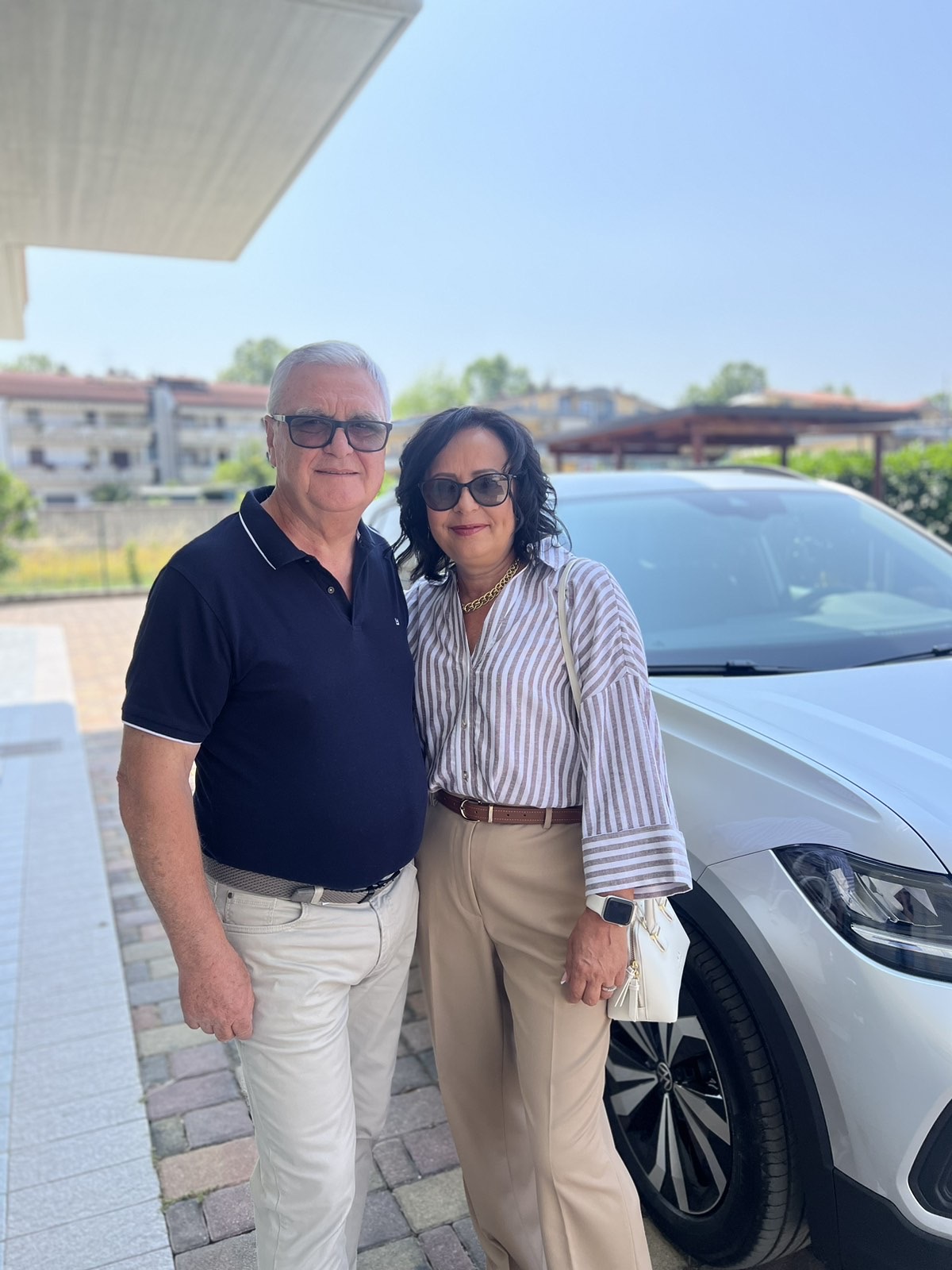 Gabriele Brandolini, proprietario del Mulino Brandolini, con la famiglia